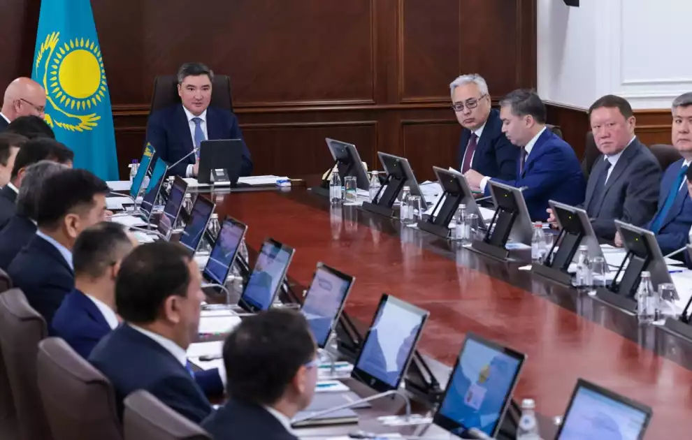 $10 млрд-тан астам инвестиция және 8,7 мыңнан астам жаңа жұмыс орны: Үкіметте химия және металлургия салаларындағы ірі өнеркәсіп жобаларының жүзеге асырылу барысы қаралды