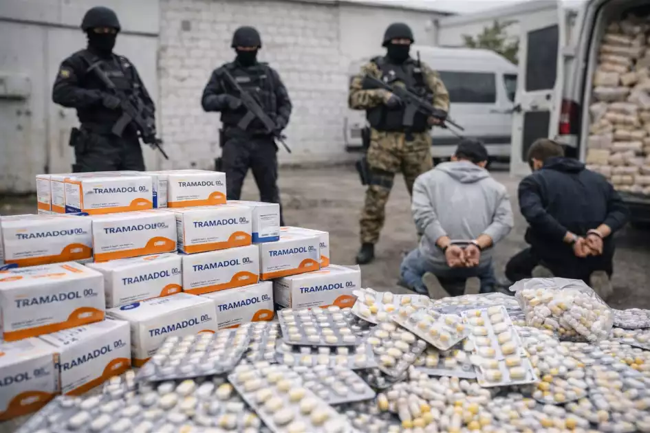 ТАРАЗДА ТРАМАДОЛДЫҢ ЗАҢСЫЗ АЙНАЛЫМЫ ӘШКЕРЕЛЕНДІ