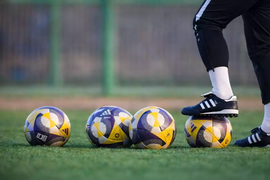 ТАРАЗ ФУТБОЛ ЖҰЛДЫЗДАРЫН ҚАЛАЙ ДАЯРЛАЙДЫ?