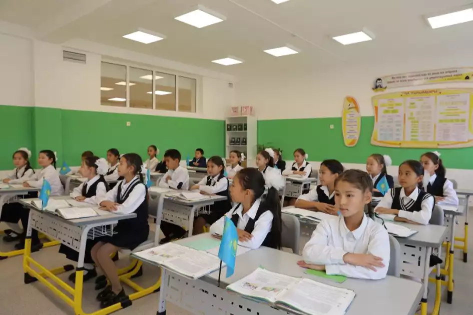 ЖАМБЫЛ ОБЛЫСЫНДА ҮШ АУЫСЫМДЫ ОҚЫТУ МӘСЕЛЕСІ ТҮБЕГЕЙЛІ ЖОЙЫЛДЫ